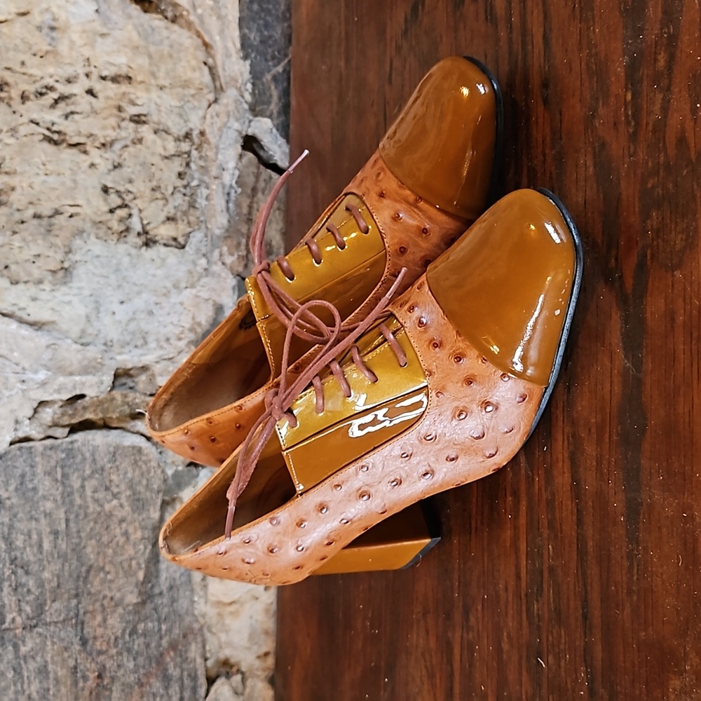John Fluevog Phyllis Leather Lace Up